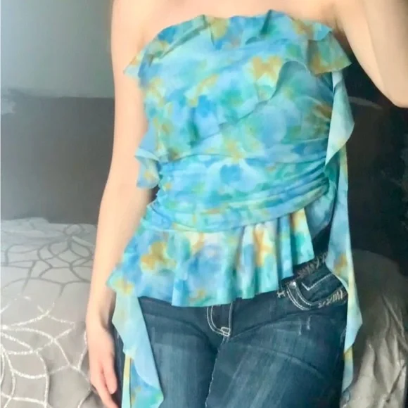 Small Blue & Yellow Zara Ruffled Top 🩵💛 - Picture 1 of 6